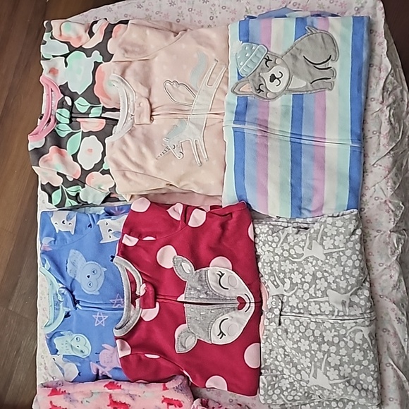 Bundle of 6 Carter's, 1 Monkey Bars. Carter's winter footie pajama bundle. - Picture 1 of 2
